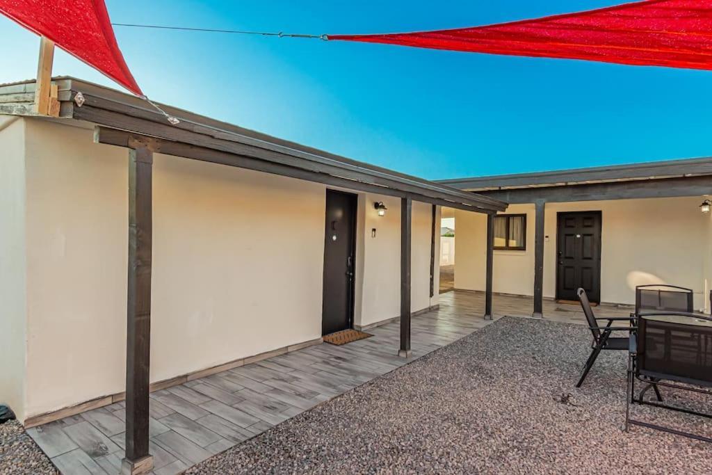 Phoenix Retreat - Studio With King Bed - 10 Min From Airp - Unit C 외부 사진